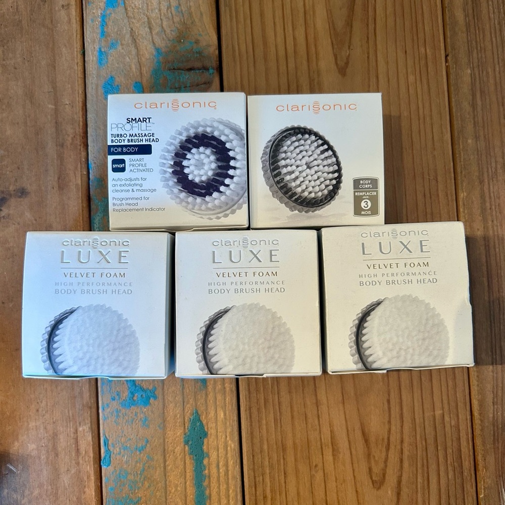 NWT Bundle (5) of Clarisonic body heads